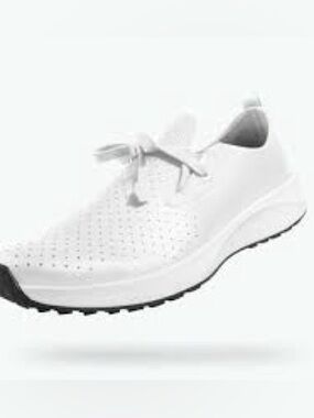 NWT Native Apollo 2.0 MOC Women’s Sneaker Shoes Sz 9